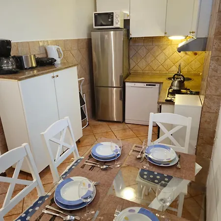 Zofija Apartment, A 5 Min Walk From The Arena Pula