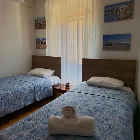 Private Townhouse Near Arena Apartment Pula